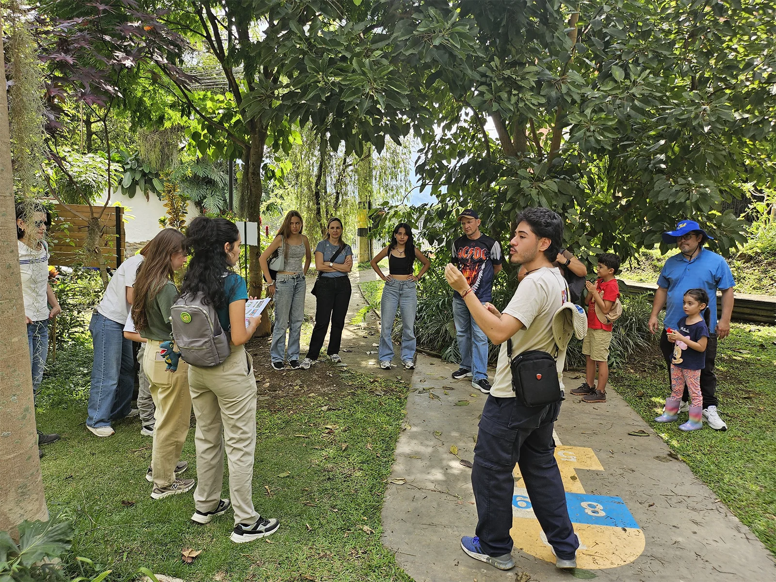 gnp-news-pollinator-06