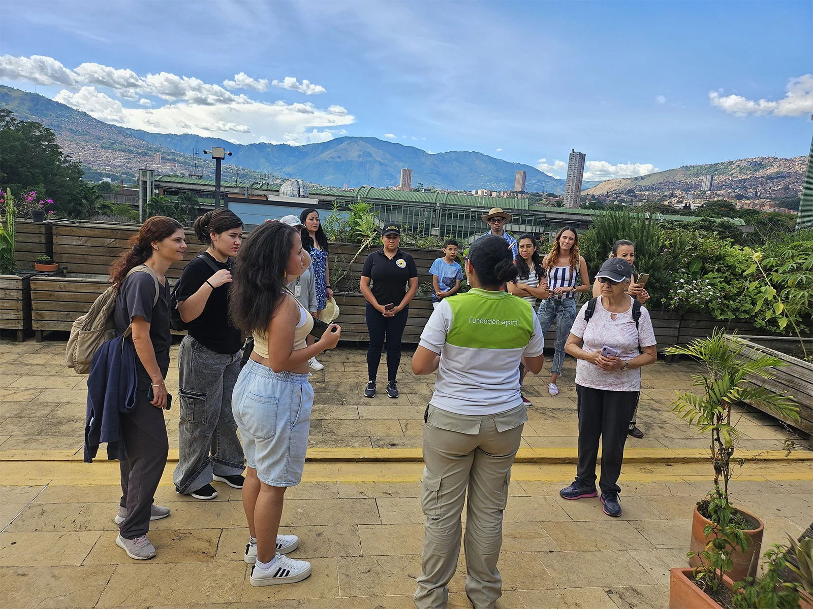 gnp-news-pollinator-08